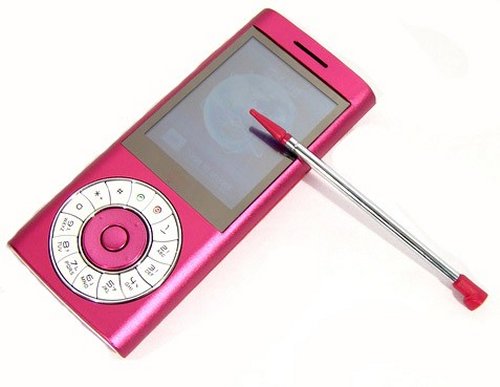 HiPhone F320 iPod Nano lookalike with rotary style dial